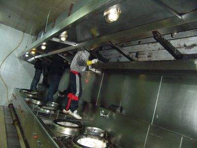 油煙凈化器怎么清洗與保養(yǎng)？_深圳油煙機(jī)清洗